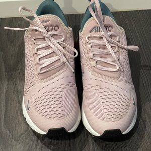 Nike Air Max 270 Casual Sneakers